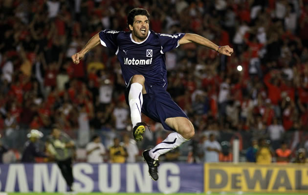 Eduardo Tuzzio de Independiente fue el mejor jugador de la final. Foto: EFE