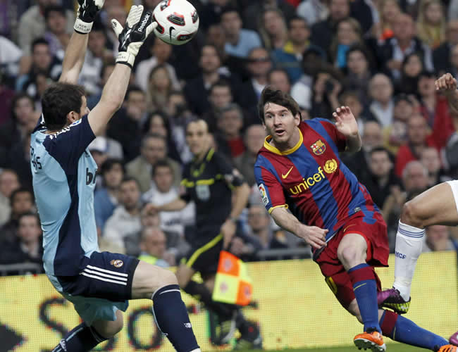Lionel Messi dispara a puerta. Foto: EFE