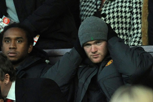 Wayne Rooney no se entrenó a causa de fatiga muscular. Foto: EFE