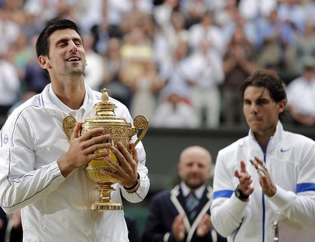 Novak Djokovic, ganador de Wimbledon 2011. Foto: EFE