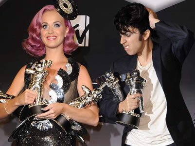 Katy Perry y Lady Gaga triunfan en los Premios MTV. Foto: EFE