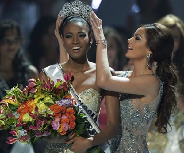 La nueva Miss Universo, Leila Lopes de Angola. Foto: EFE