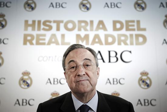 Florentino Pérez, presidente del Real Madrid, en la presentación en el estadio Santiago Bernabéu del Libro de la historia del club blanco. Foto: EFE