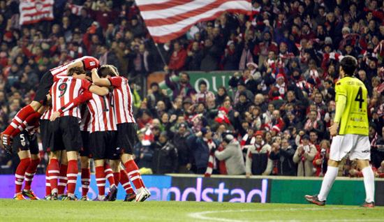 Los jugadores del Athlétic de Bilbao celebran el segundo gol ante el Mirandés. Foto: EFE