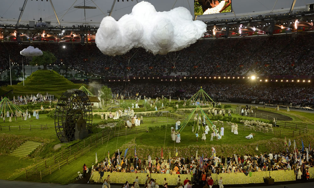 Tierra verde y placentera, primer segmento de la Inauguración de los Juegos Olímpicos. Foto: EFE
