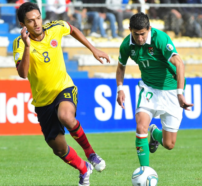 Abel Aguilar en el triunfo de Colombia 1-2 sobre Bolivia en La Paz. Foto: EFE