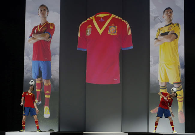 Presentación del nuevo uniforme de la selección española. Foto: EFE