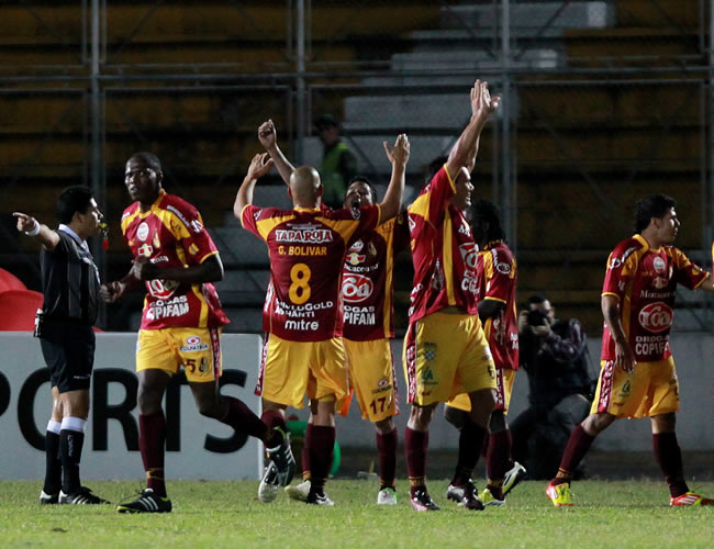 Los jugadores del Deportes Tolima celebran. Foto: EFE