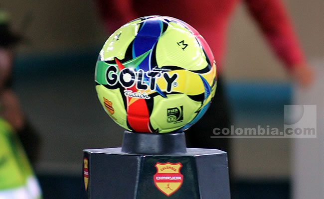 Golty Fusion, balón del fútbol profesional colombiano. Foto: Interlatin