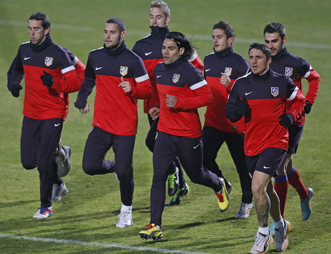 Los jugadores del Atlético de Madrid entrenan. Foto: EFE