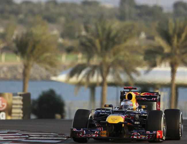 Auto de Red Bull Racing en el circuito de Abu Dabi. Foto: EFE