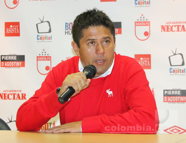 El técnico de Independiente Santa Fe, Wilson Gutiérrez. Foto: Interlatin