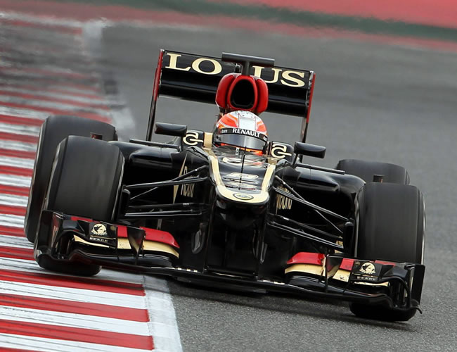 El piloto francés Romain Grosjean a bordo de su monoplaza Lotus. Foto: EFE