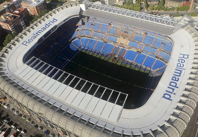 Vista aérea del estadio Santiago Bernabéu, en Madrid, donde se jugará la final de la Copa del Rey entre el Real Madrid y el Atlético de Madrid. Foto: EFE