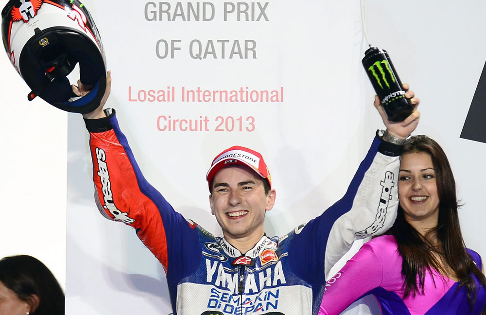 El motociclista español Jorge Lorenzo se ha coronado campeón del Gran Premio de Catar de Moto GP. Foto: EFE