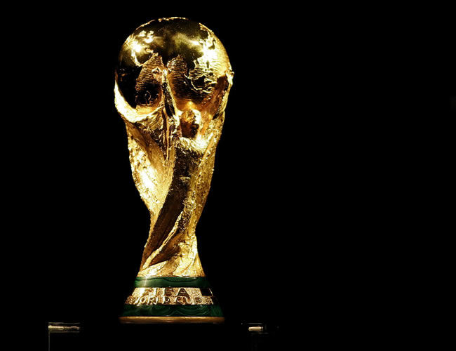 Trofeo de la Copa Mundial de la FIFA. Foto: EFE