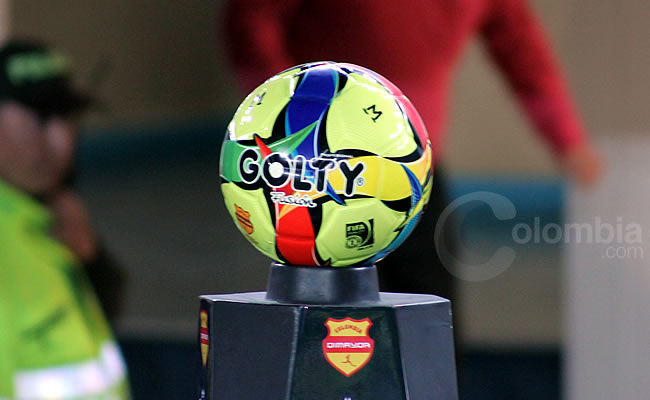 Golty Fusion, balón del fútbol profesional colombiano. Foto: Interlatin