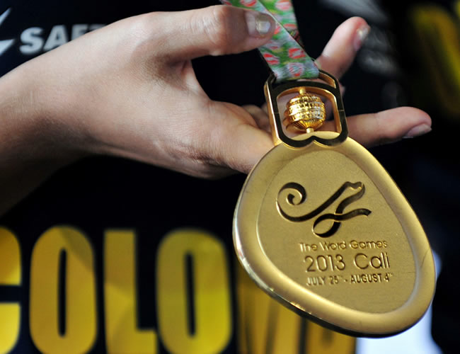 Detalle de la medalla de oro de los Juegos Mundiales. Foto: EFE