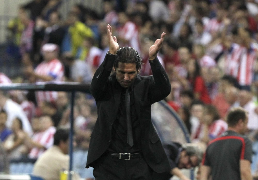 El entrenador argentino del Atlético de Madrid, Diego Simeone, durante el partido de la Liga de Campeones ante el Zenit. Foto: EFE