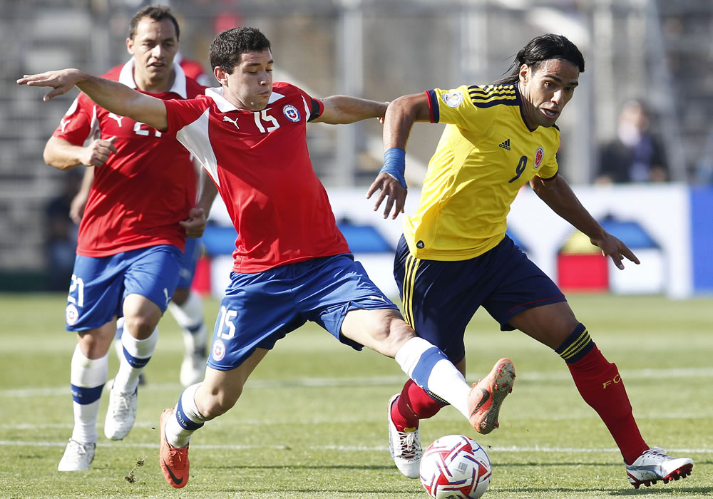 Colombia recibe a Chile en la recta final por un cupo al Mundial 2014. Foto: EFE