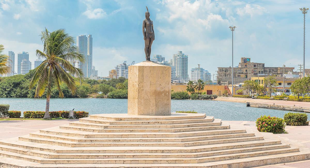 Monumento a la India Catalina en Cartagena. Foto: Shutterstock