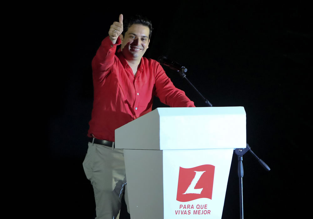 El director del Partido Liberal Colombiano, Simón Gaviria, participa en la VI Convención Nacional Liberal en Cartagena. Foto: EFE