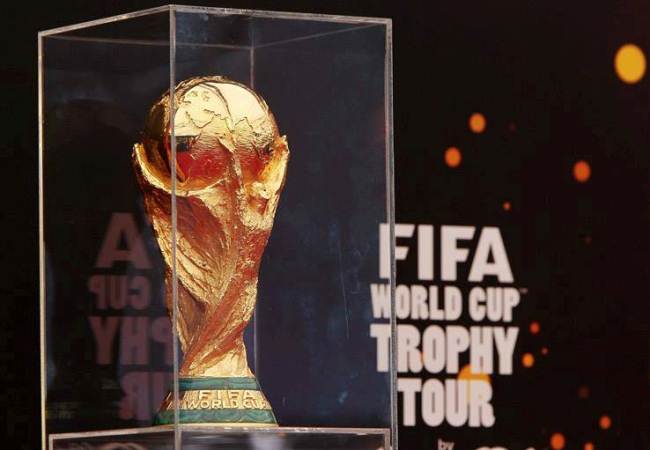 El trofeo podrá ser conocido por todos los aficionados. Foto: EFE
