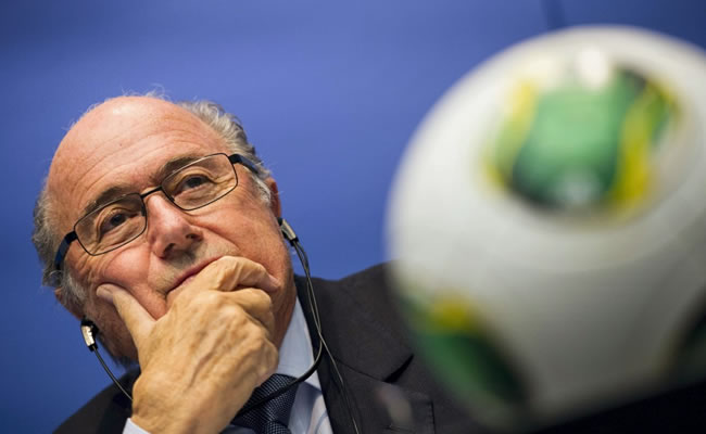 Blatter descarta castigo a Uruguay y asegura que jugará en Brasil 2014. Foto: EFE