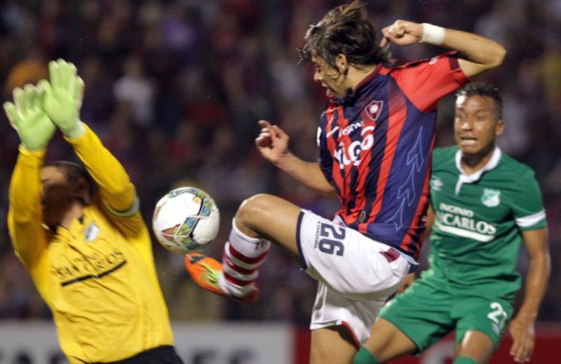 El Cali cayó 3-2 en Paraguay ante Cerro Porteño y quedó eliminado de la Copa Libertadores. Foto: EFE