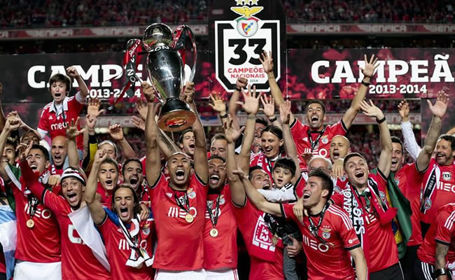Benfica se proclama campeón de Liga al ganar al Olhanense. Foto: EFE