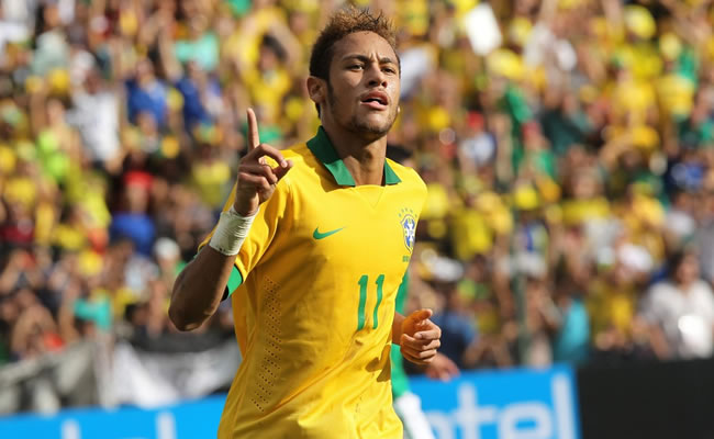 Cristiano Ronaldo cree que Neymar tiene potencial para ser el mejor del mundo. Foto: EFE