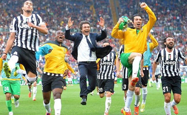 Osvaldo da el triunfo al Juventus en Roma y el récord puntos a su equipo. Foto: EFE