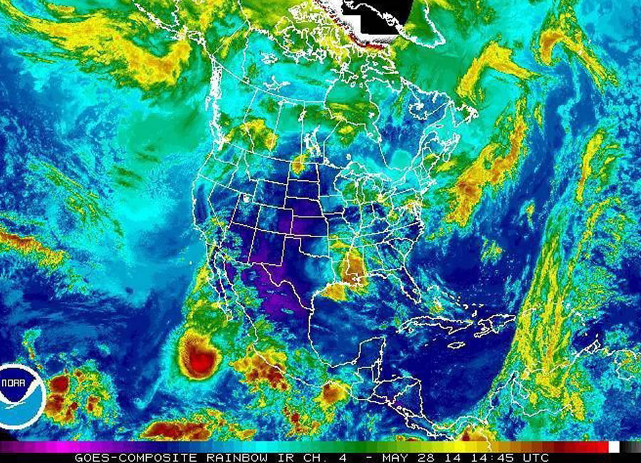 Imagen de satélite cedida por la Administración Nacional de Océanos y Atmósfera de Estados Unidos, muestra al huracán Amanda. Foto: EFE