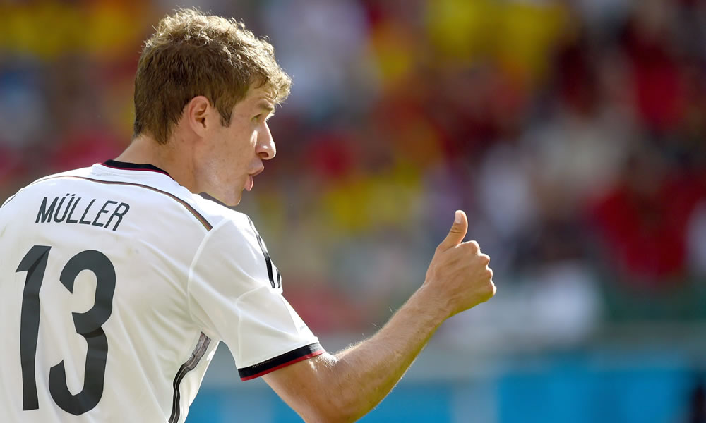 Germany's Thomas Mueller thumbs up during the FIFA World Cup 2014 group G. Foto: EFE