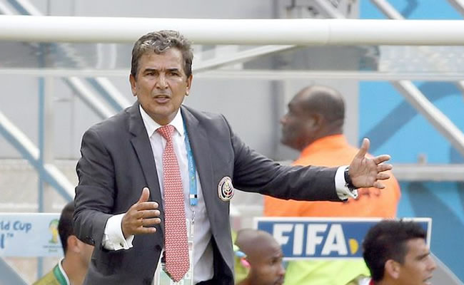 El entrenador colombiano de la selección de Costa Rica Jorge Luis Pinto. Foto: EFE