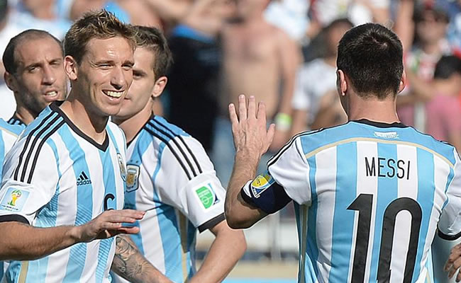 Jugadores elogian a Messi pero reconocen que Argentina debe mejorar. Foto: EFE