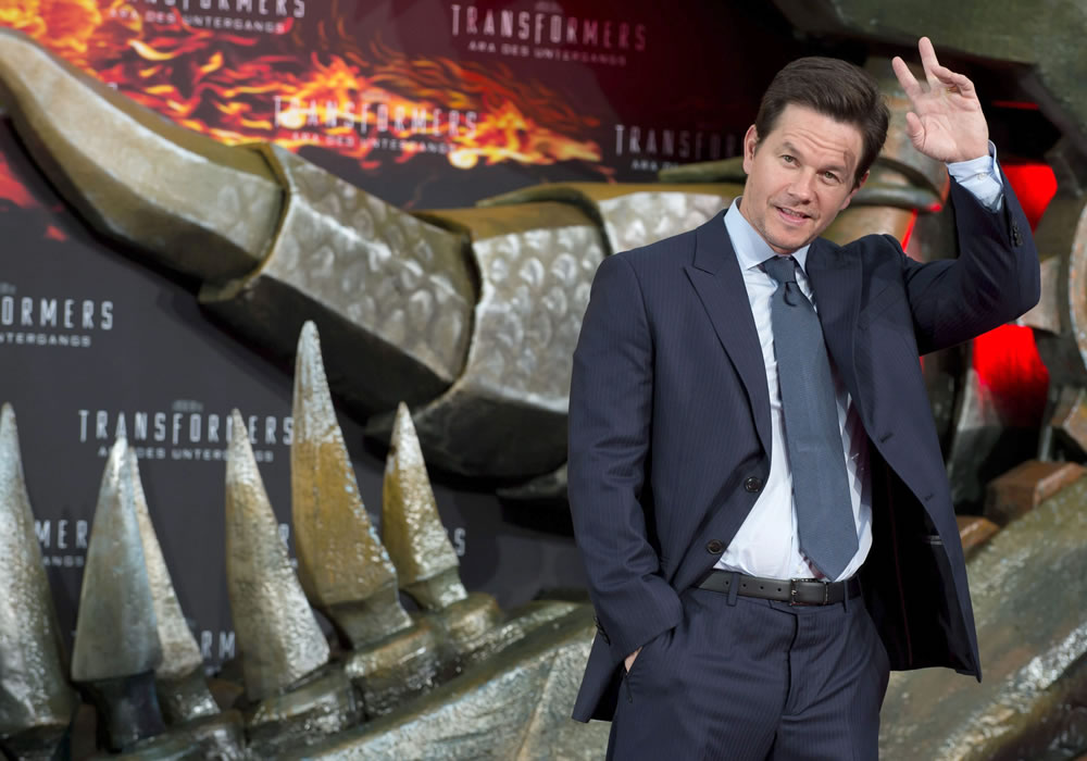 US actor Mark Wahlberg arrives for the premiere of 'Transformers: Age of Extinction' in Berlin, Germany. Foto: EFE