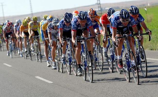 La Vuelta publica la lista completa de ciclistas preinscritos. Foto: EFE