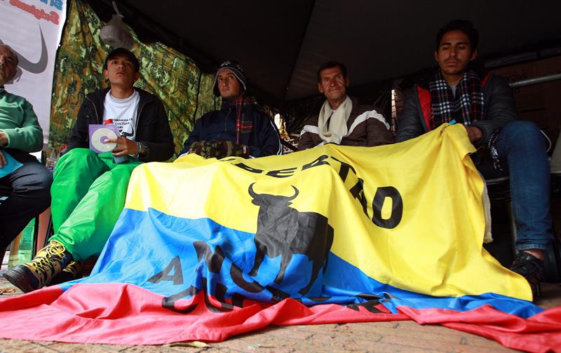 Novilleros de Colombia continuan  en paro, para defender el toreo en Bogotá. Foto: EFE