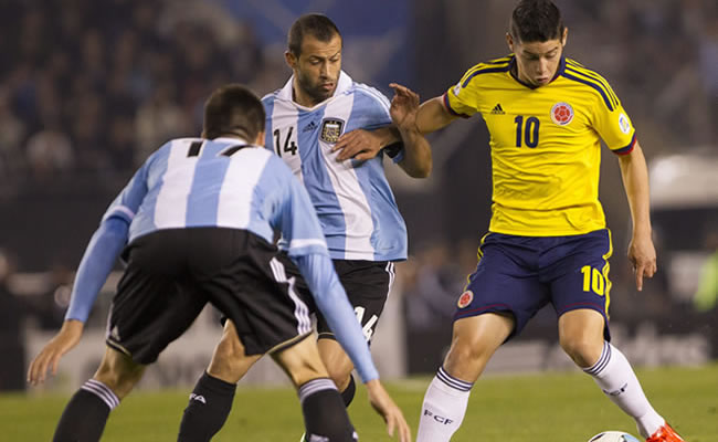 Argentina es segunda, Colombia cuarta en el ranking de la FIFA. Foto: EFE