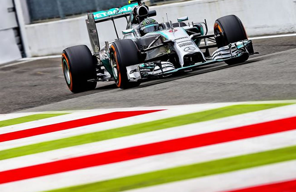 Rosberg delante de Hamilton en el segundo libre de Monza y Alonso fue cuarto. Foto: EFE