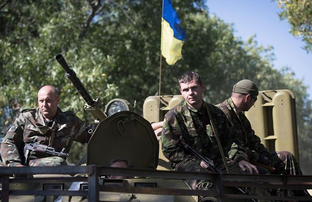Poroshenko y Putin constatan el cumplimiento del alto el fuego en Ucrania. Foto: EFE