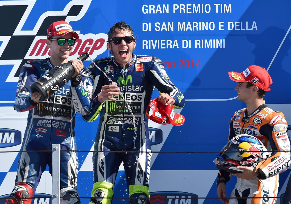 Rossi vuelve a lo más alto del podio, Rabat vuelve a ganar y Miller a perder. Foto: EFE
