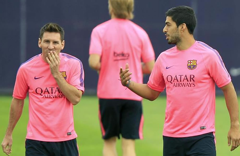Los jugadores del FC Barcelona, el argentino Lionel Messi y el uruguayo Luis Suárez (d). Foto: EFE