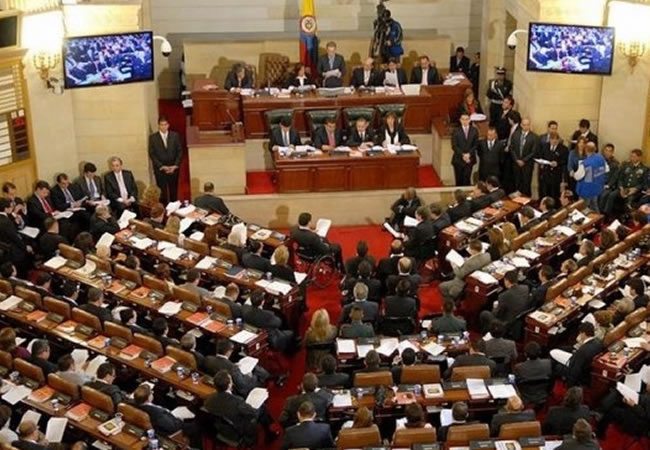 Senado aprueba presupuesto colombiano para el 2015. Foto: EFE