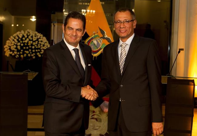 El vicepresidente de Ecuador, Jorge Glas y su homólogo de Colombia, Germán Vargas Lleras. Foto: EFE