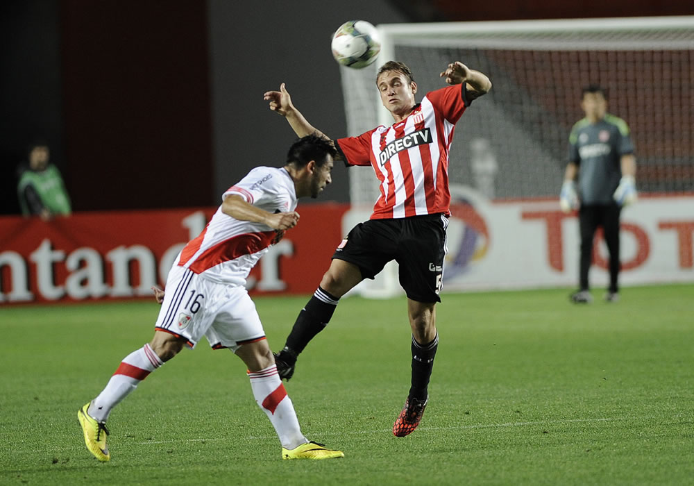 River Plate quiere dar un nuevo paso certero en busca del bicampeonato. Foto: EFE