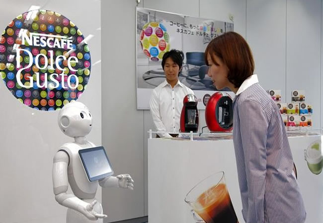 Nestlé introducirá robots como dependientes. Foto: EFE
