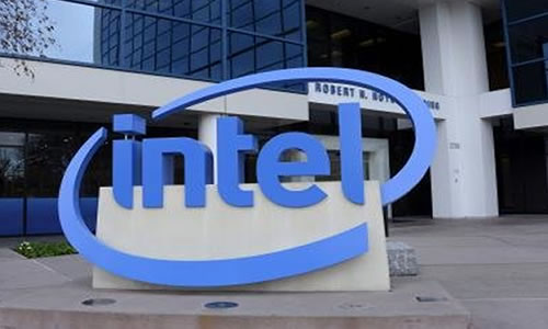 Intel impulsará dispositivos con ordenadores tamaño botón. Foto: EFE