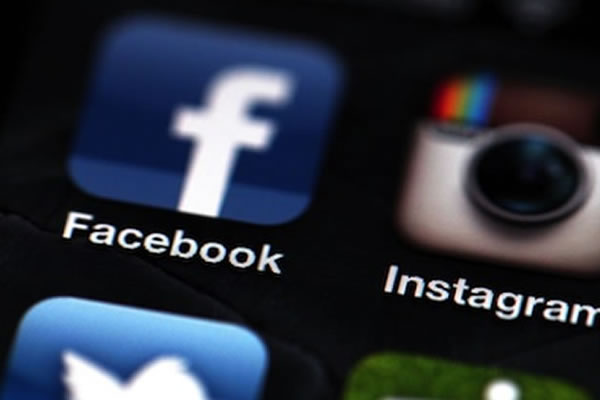 Facebook cambia su política de privacidad. Foto: EFE